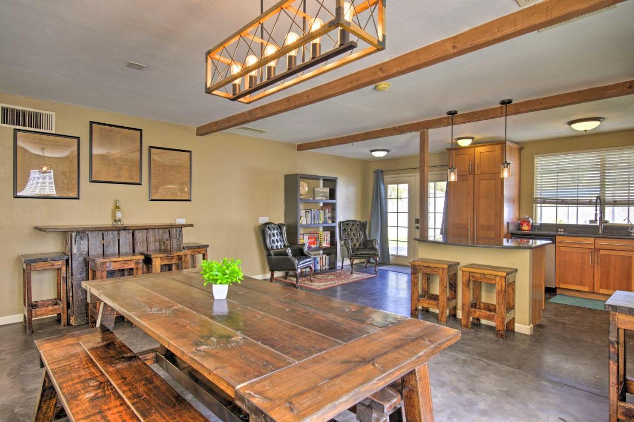 Central Phoenix Cottage With Private Yard! Exterior foto