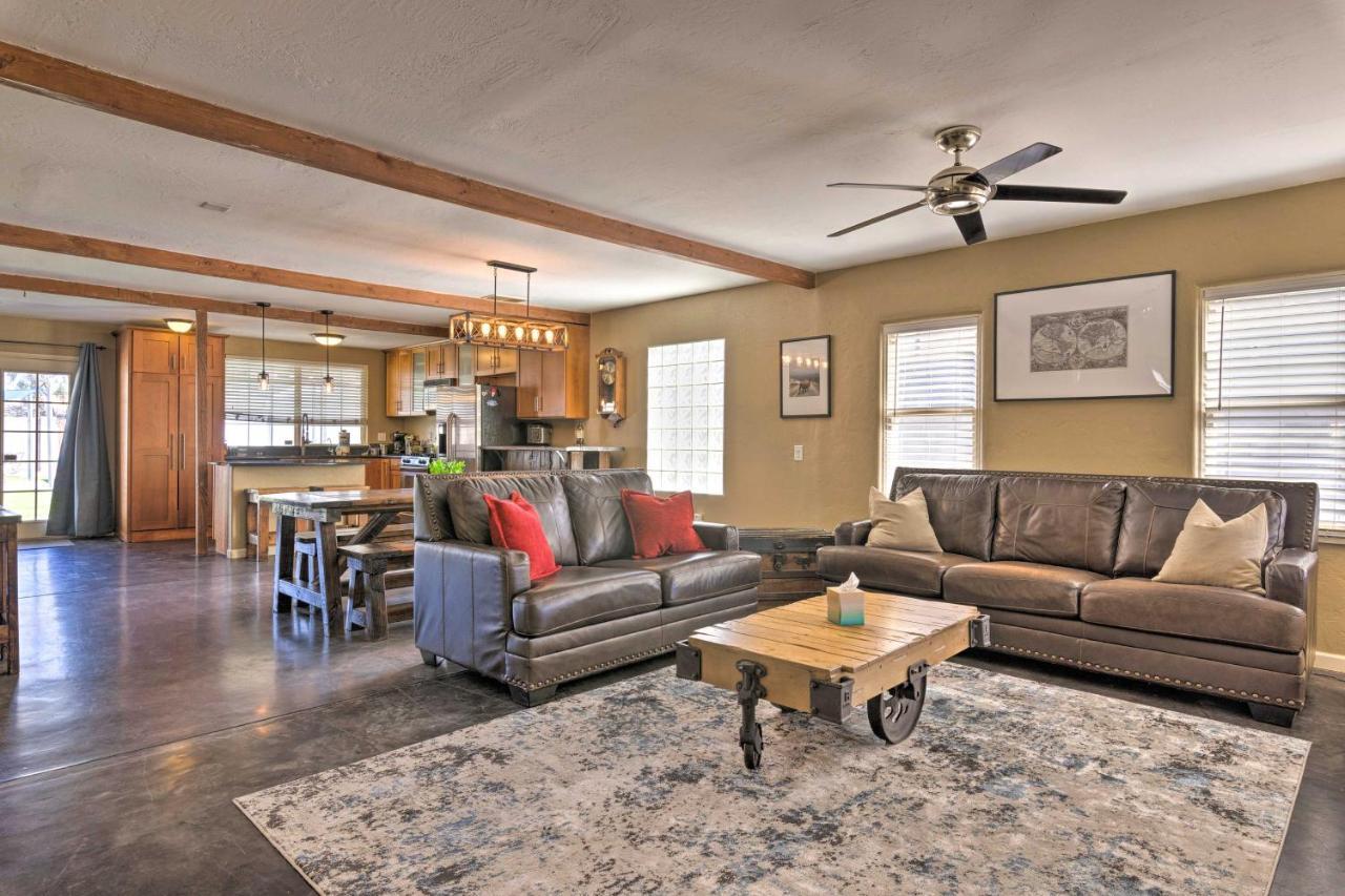 Central Phoenix Cottage With Private Yard! Exterior foto