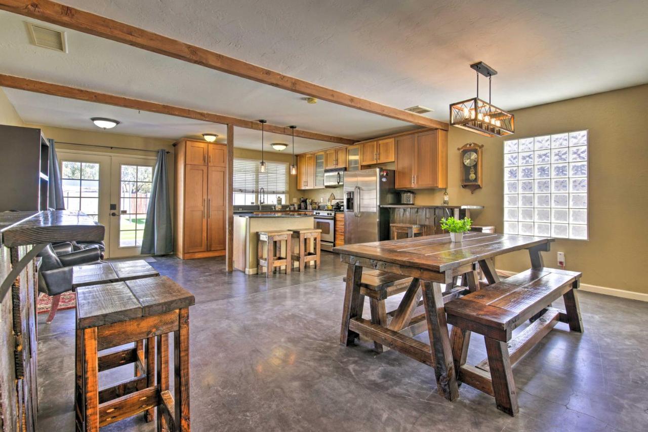 Central Phoenix Cottage With Private Yard! Exterior foto