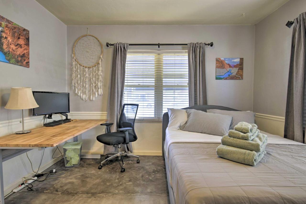 Central Phoenix Cottage With Private Yard! Exterior foto