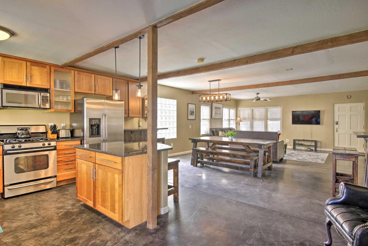 Central Phoenix Cottage With Private Yard! Exterior foto